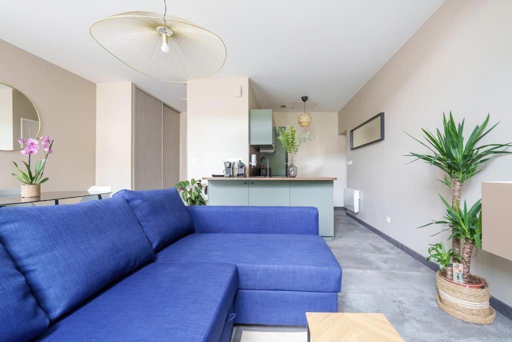Appartement Lumineux Avec Cour 쇼몽 외부 사진