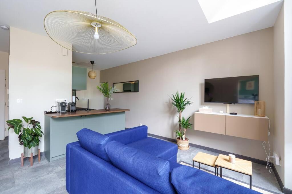 Appartement Lumineux Avec Cour 쇼몽 외부 사진