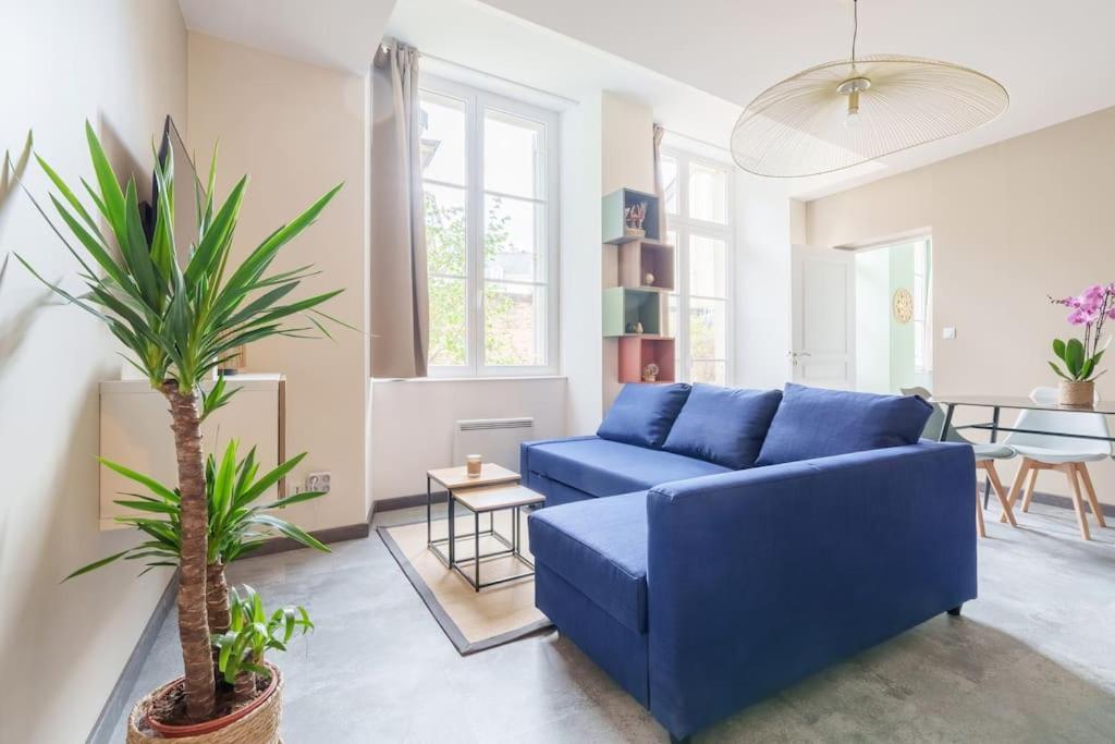 Appartement Lumineux Avec Cour 쇼몽 외부 사진