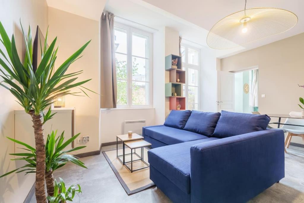 Appartement Lumineux Avec Cour 쇼몽 외부 사진